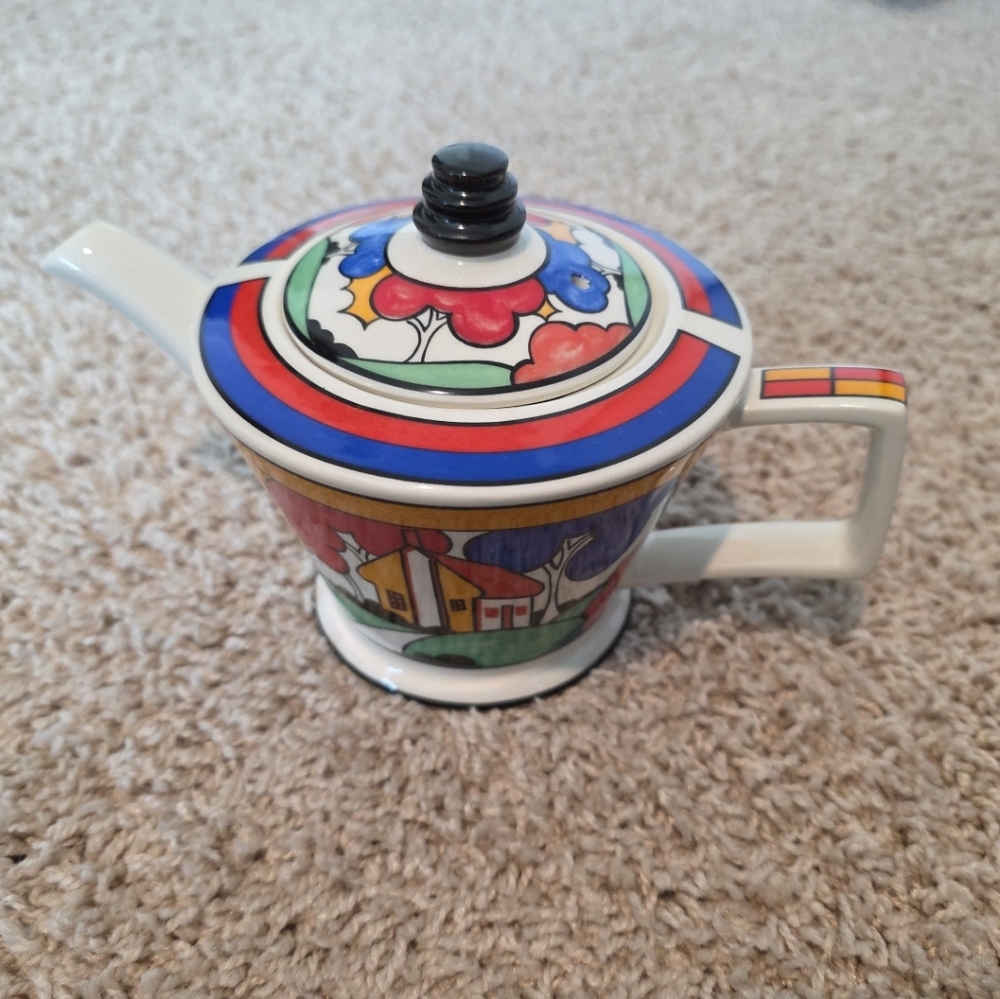 Vintage Sadler Tea Pot With Lid